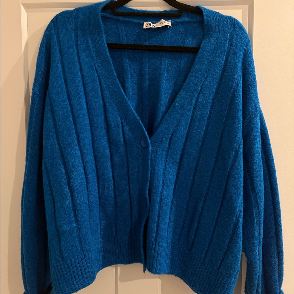 Zara Vibrant Blue Ribbed V‑Neck Button Cardigan